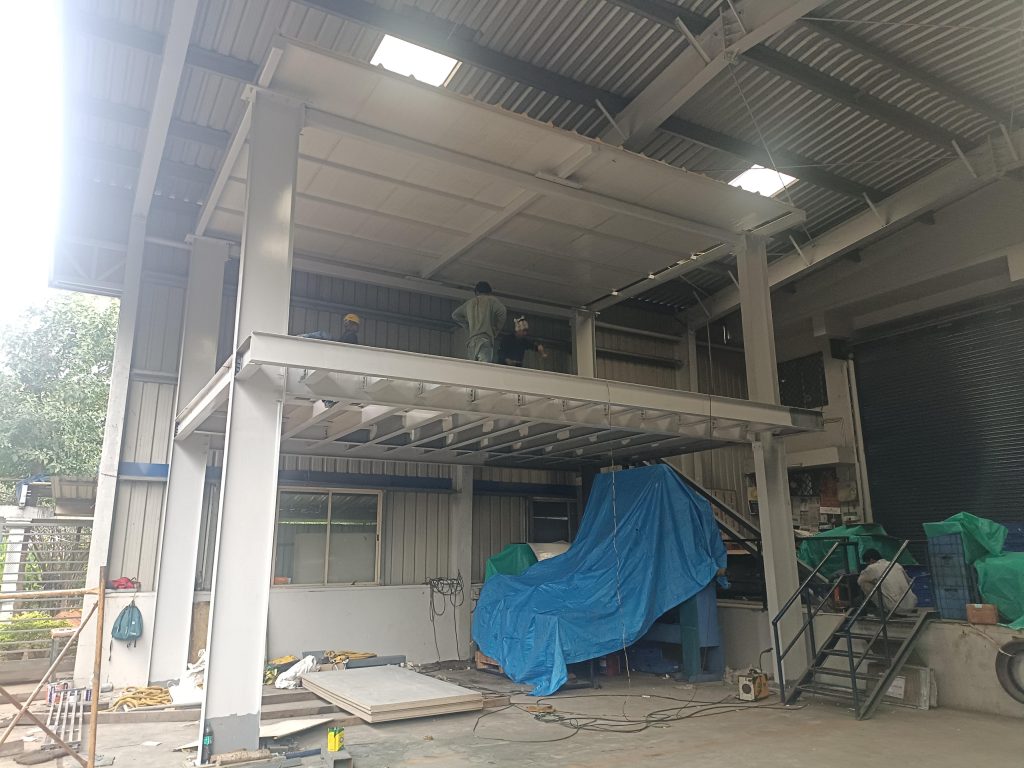 VIPRA MACHINE TOOLS